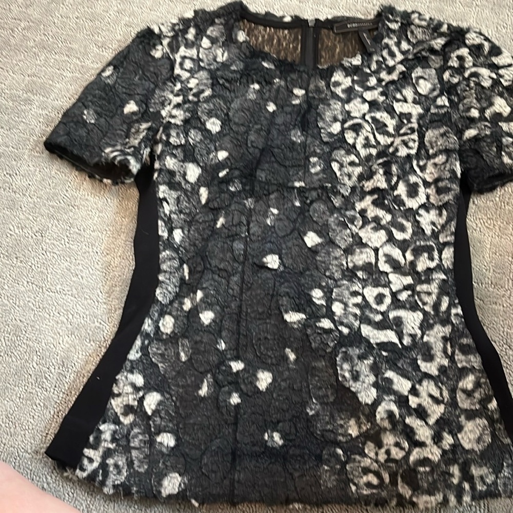 Bcbg short sleeve top